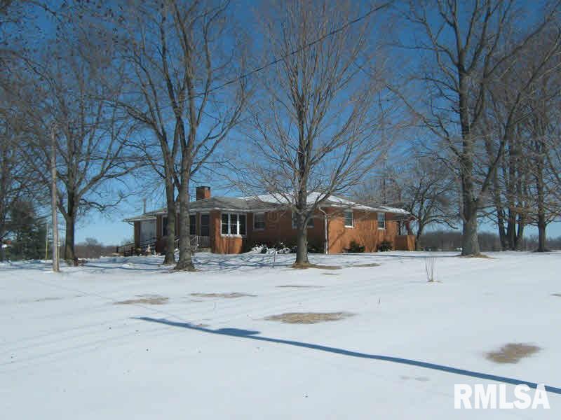 6099 State Rte 161 Extension Iuka, IL 62849 - Photo 13 of 16