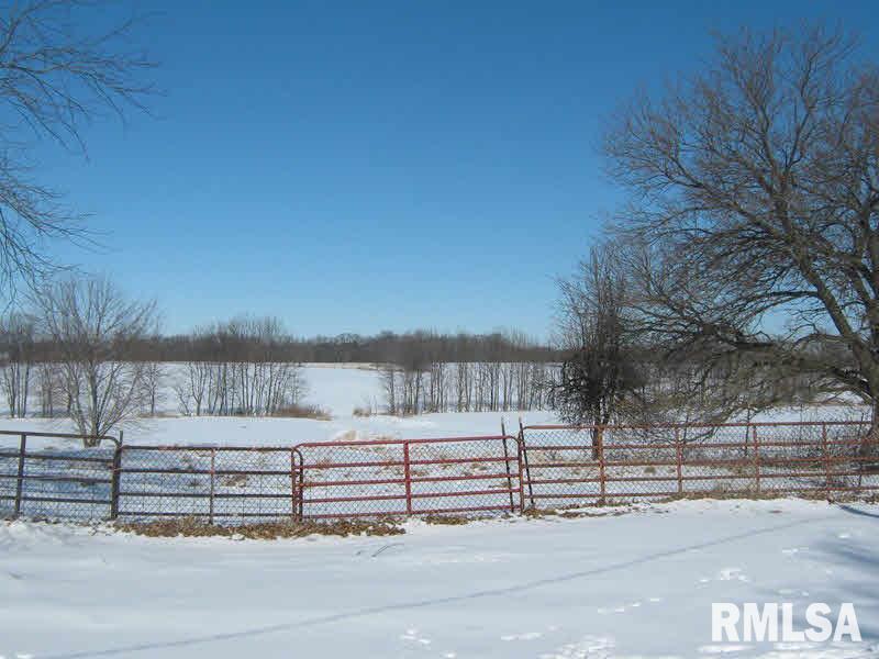 6099 State Rte 161 Extension Iuka, IL 62849 - Photo 10 of 16