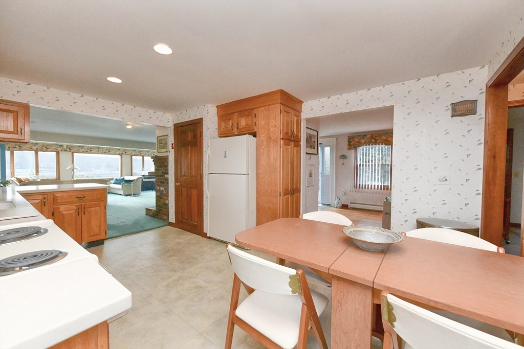 18 Gibbs Road Bourne, MA 02562 - Photo 9 of 42