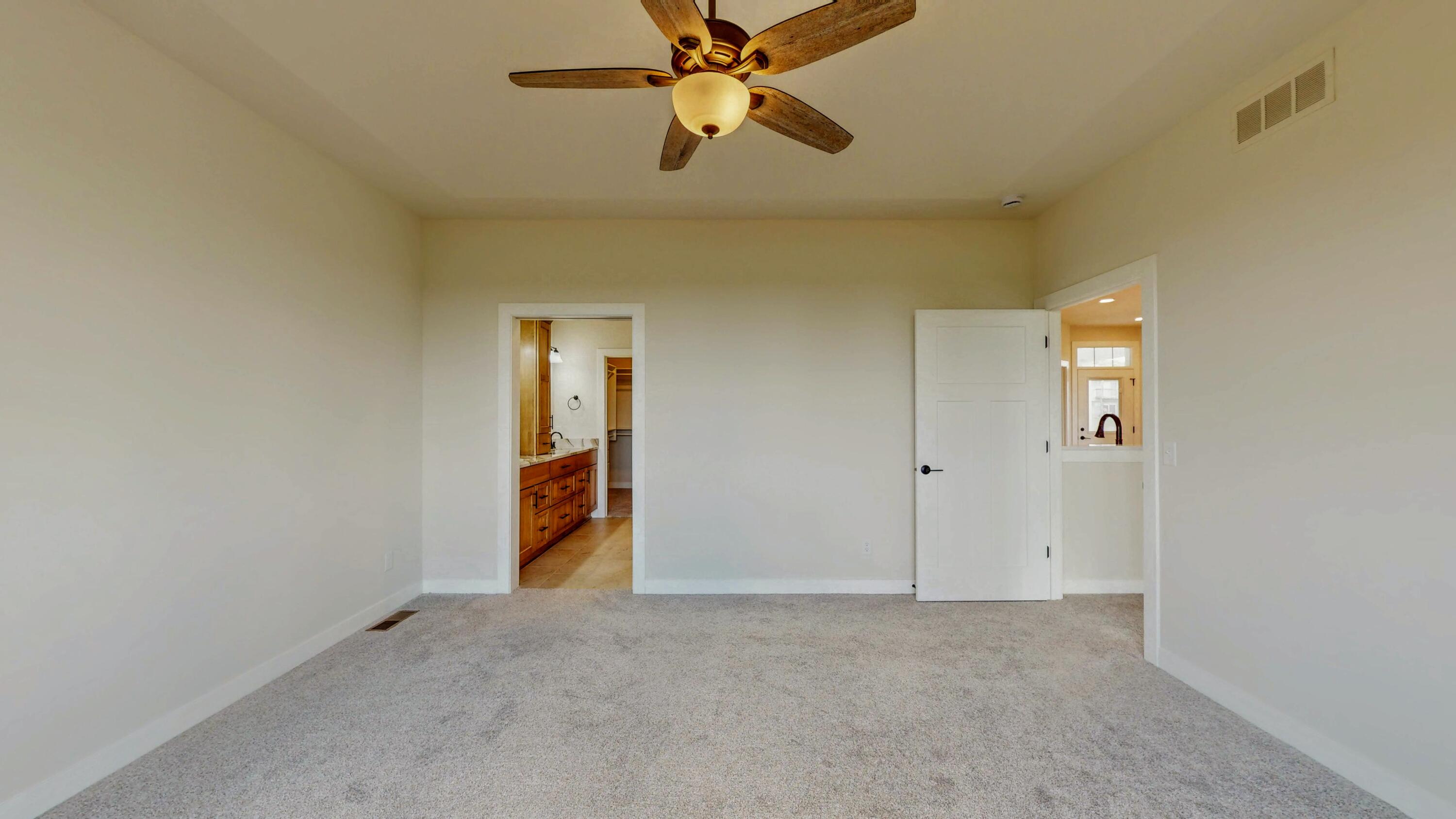 726 East Reinel Street Jefferson, WI 53549 - Photo 37 of 77 722-Reinel-Street-07062025_141853