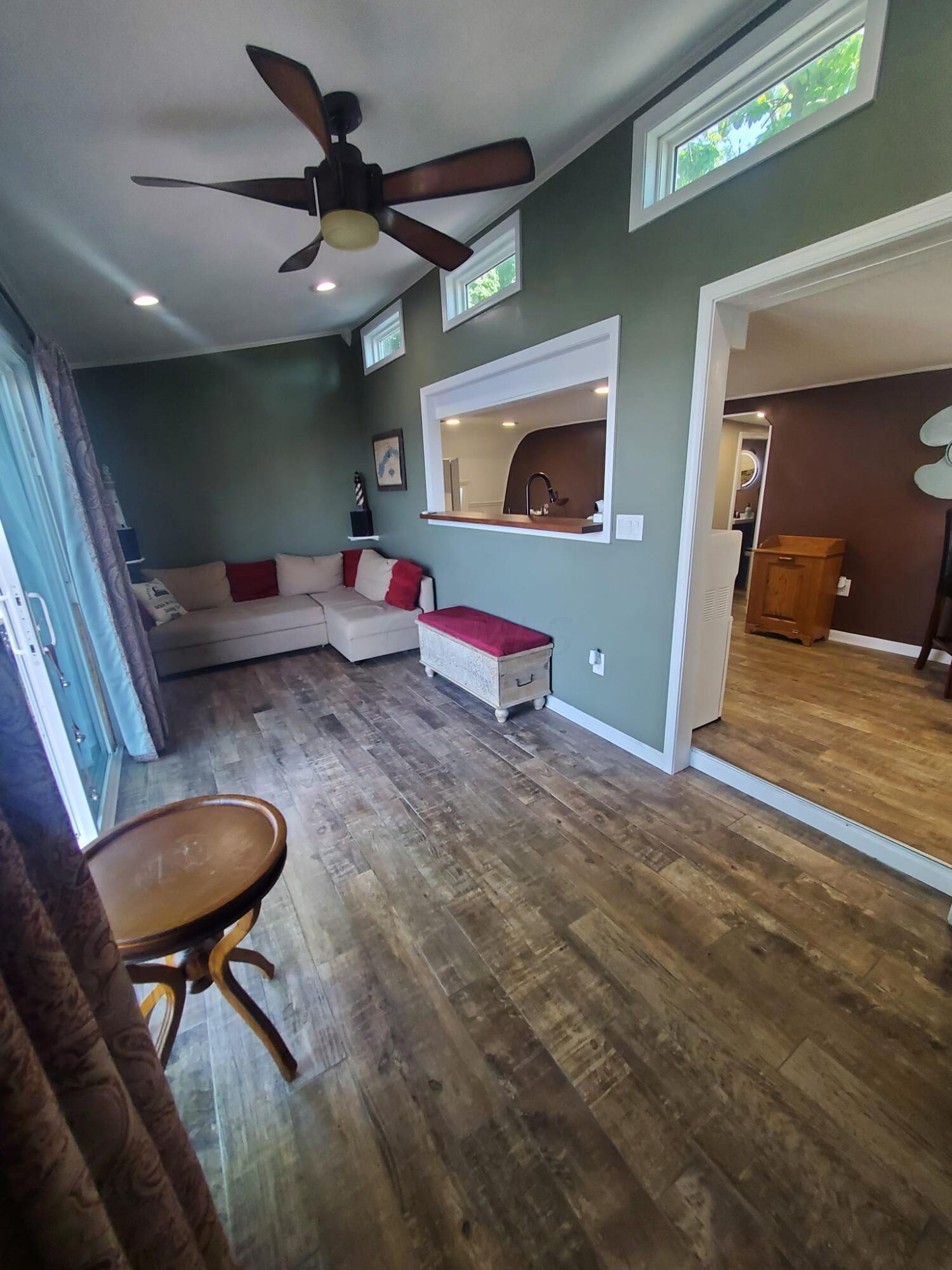 13963 Custers Point Road Northeast, Unit 27 Thornville, OH 43076 - Photo 11 of 34 13963 Custers LR and Kit