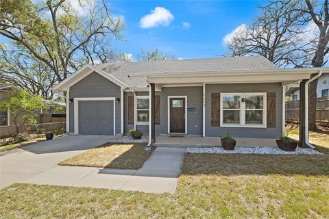 $295,500 | 5604 Wainwright Drive, Fort Worth, TX 76112