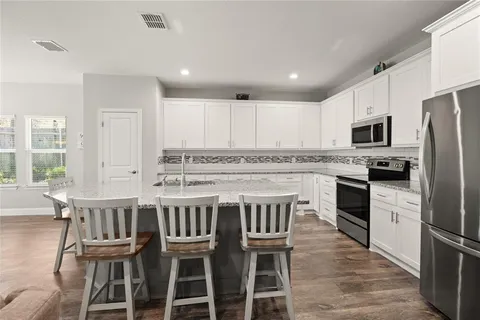 $295,500 | 5604 Wainwright Drive, Fort Worth, TX 76112