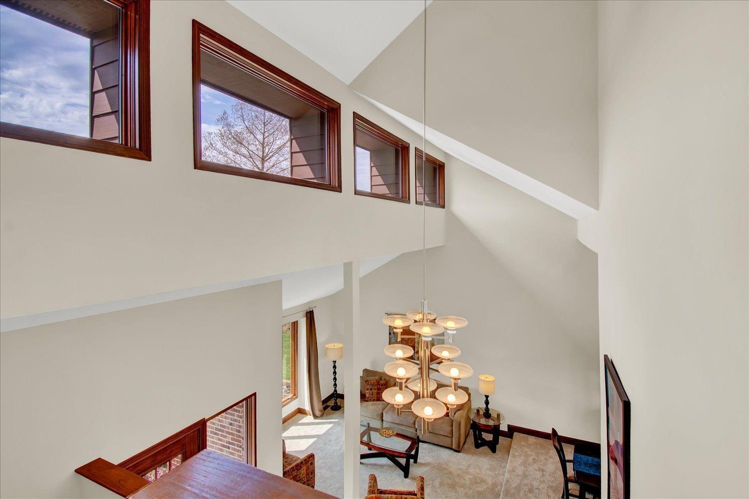 4914 Hubble Road Cincinnati, OH 45247 - Photo 10 of 49