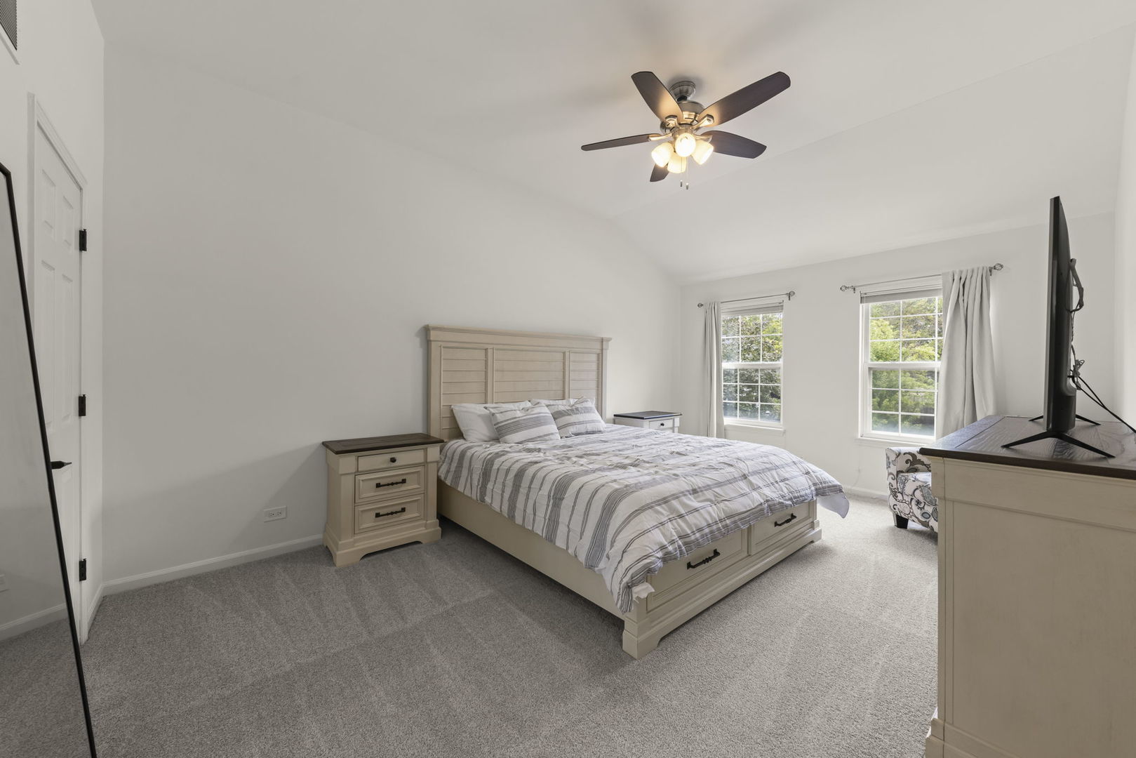 71 Cold Spring Court Aurora, IL 60506 - Photo 15 of 44 Gallery Image 15