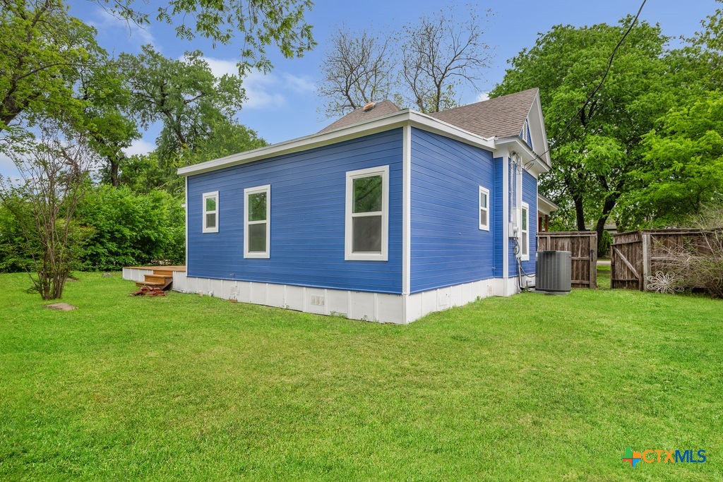 607 West 3rd Street Eddy, TX 76524 - Photo 23 of 25