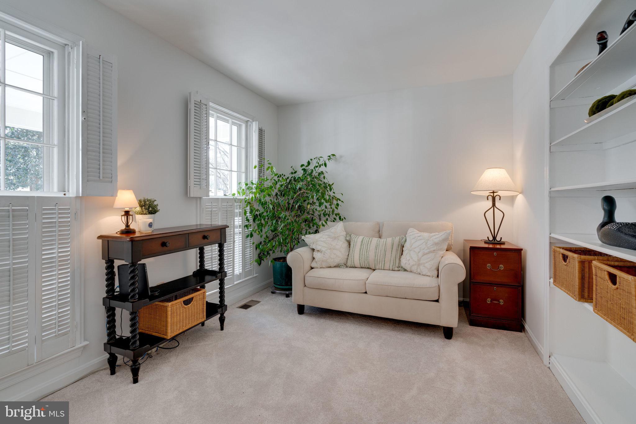 6809 Bluecurl Circle Springfield, VA 22152 - Photo 10 of 45 Gallery Image 10