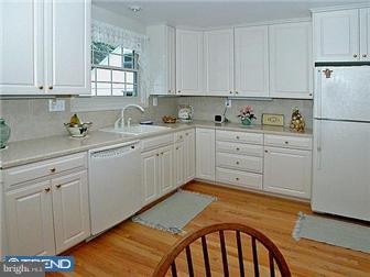 3407 Lewis Road Newtown Square, PA 19073 - Photo 5 of 9