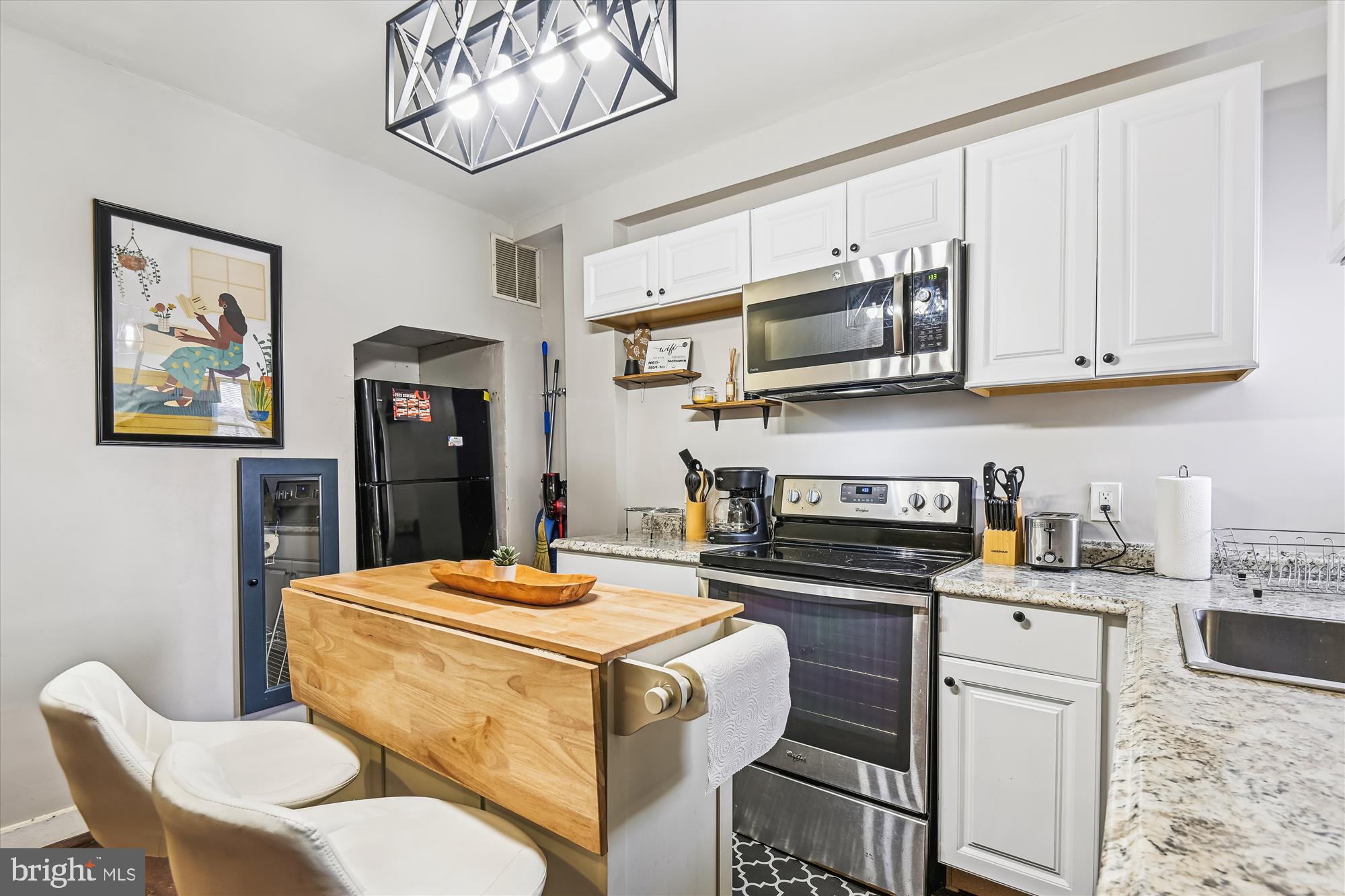 2050 Bank Street Baltimore, MD 21231 - Photo 14 of 36 Kitchen Unit 1