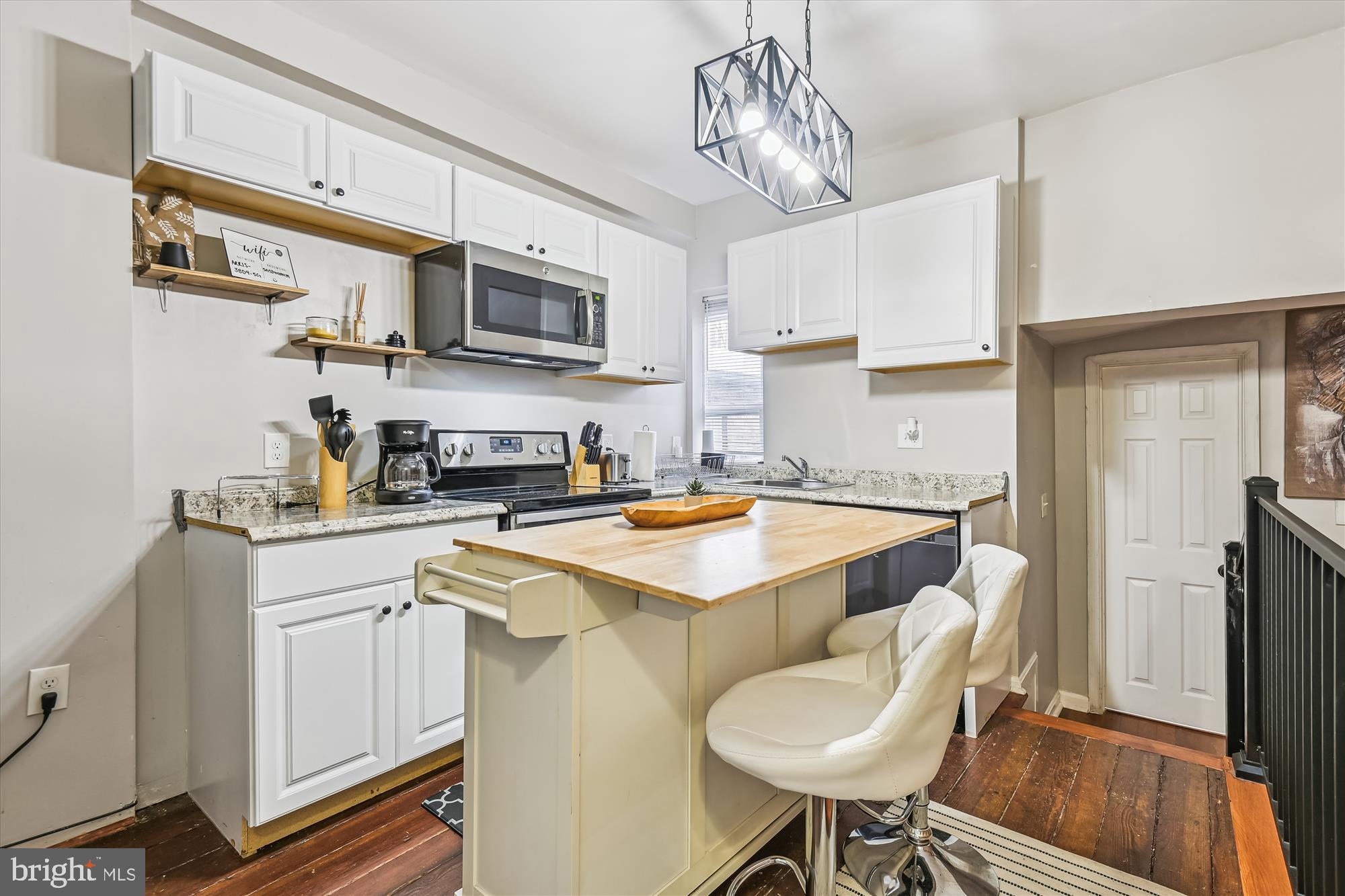 2050 Bank Street Baltimore, MD 21231 - Photo 15 of 36 Kitchen Unit 1