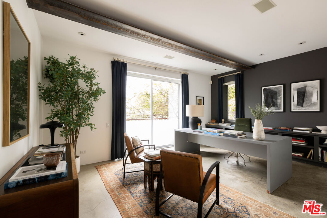 3103 Hamilton Way Los Angeles, CA 90026 - Photo 24 of 36 a living room with furniture and a large window