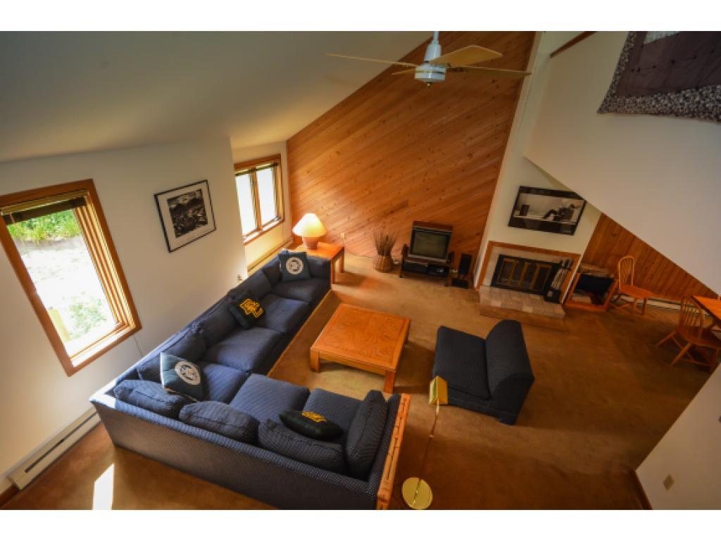 28 D Cross Town Road, Unit 28D West Dover, VT 05356 - Photo 3 of 14 Gallery Image 3