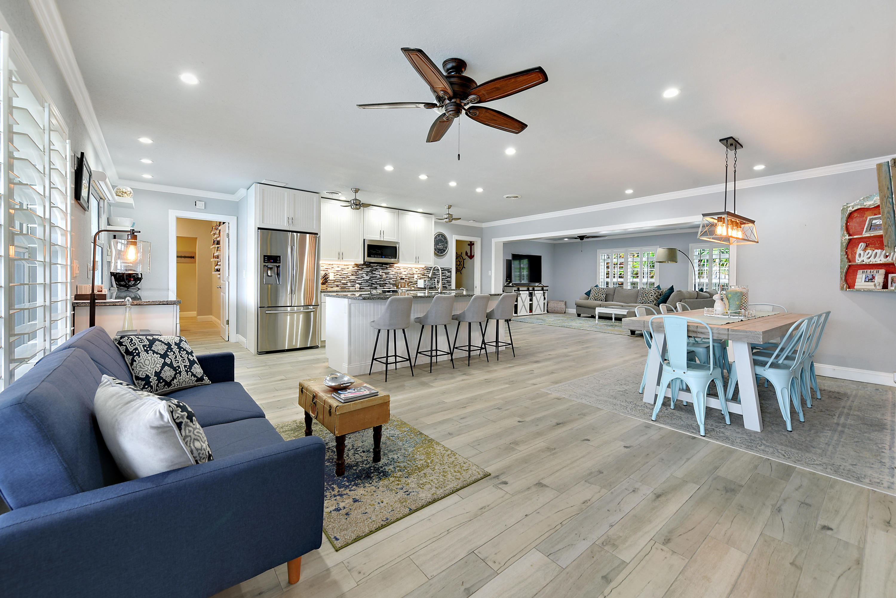 425 Marlin Road North Palm Beach, FL 33408 - Photo 16 of 27 Great Room