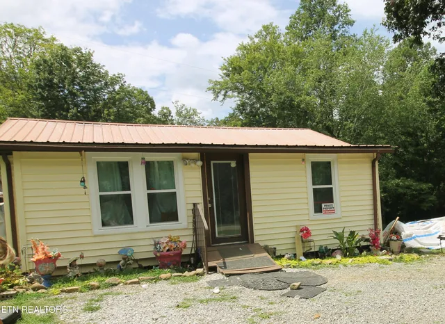 $129,000 | 156 Lewis Landrum Road, Lancing, TN 37770