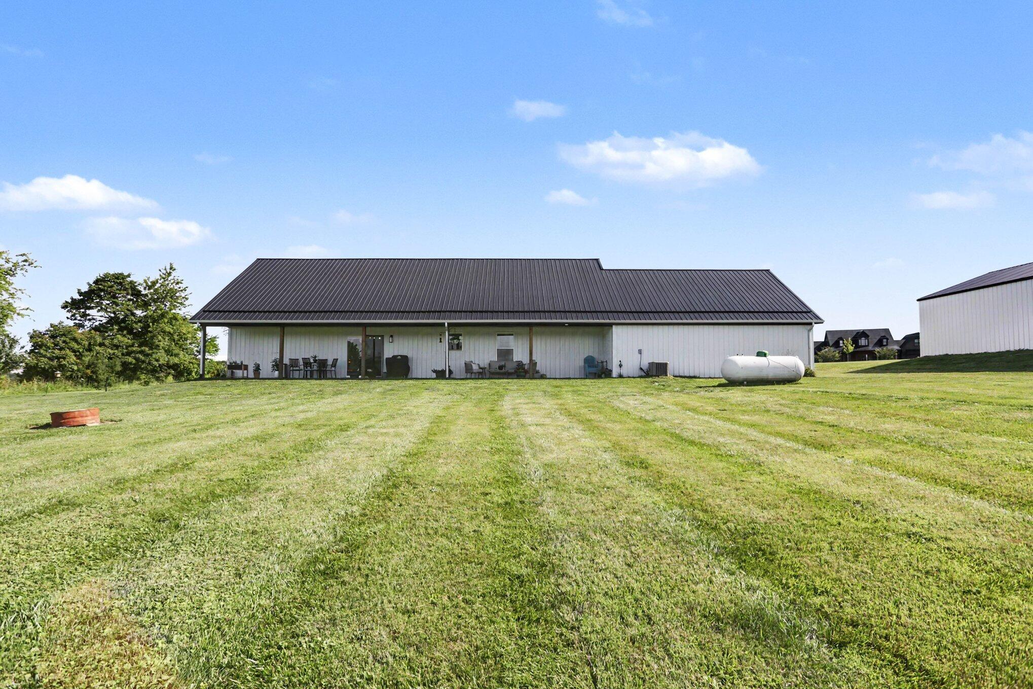 7101 Pleasantview Road Southeast Lancaster, OH 43130 - Photo 7 of 40
