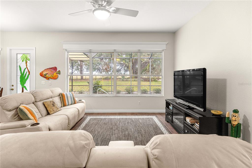 17187 Southeast 116th Court Road Summerfield, FL 34491 - Photo 12 of 59