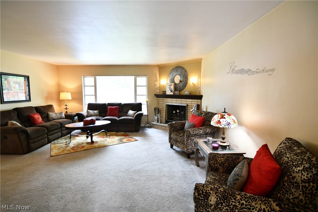 588 Overwood Road Akron, OH 44313 - Photo 3 of 35 Gallery Image 3
