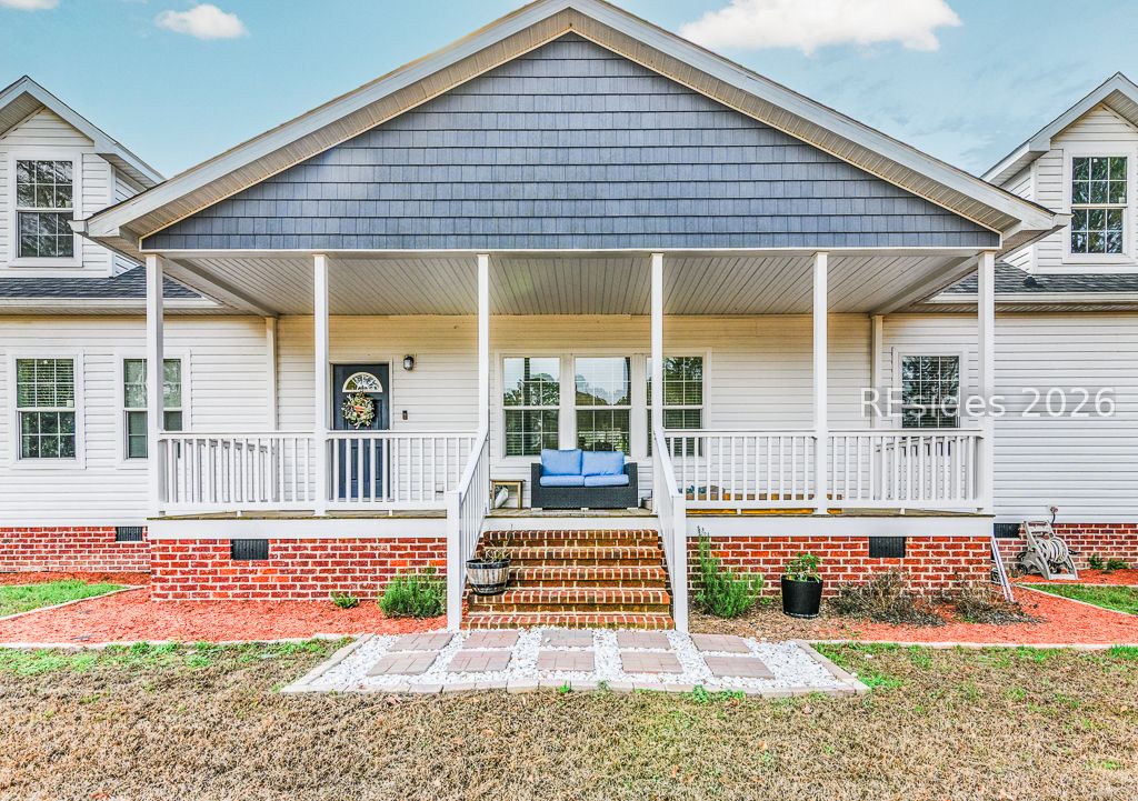 1382 Tillman Road Ridgeland, SC 29936 - Photo 2 of 30