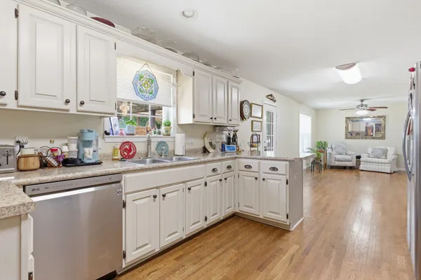 $469,900 | 2013 Adonis Drive, Murfreesboro, TN 37128