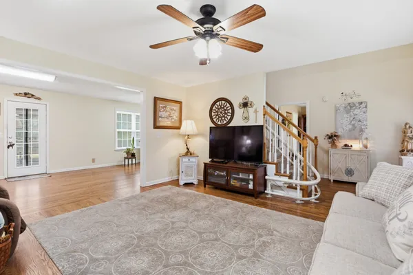 $469,900 | 2013 Adonis Drive, Murfreesboro, TN 37128