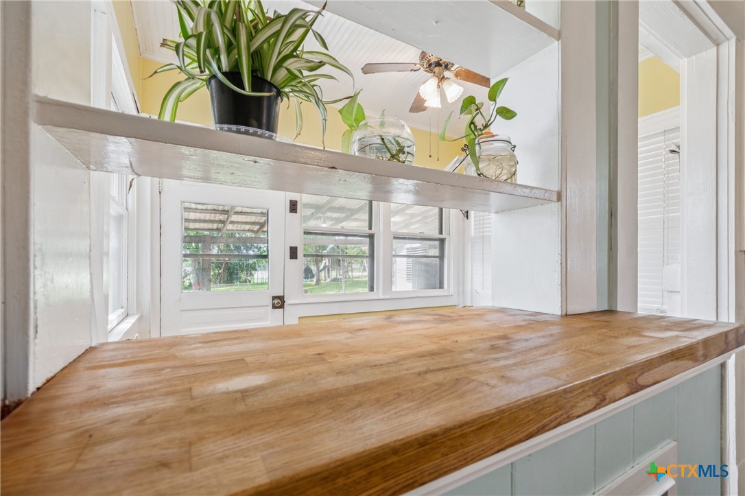 1004 Mitchell Street Gonzales, TX 78629 - Photo 18 of 46