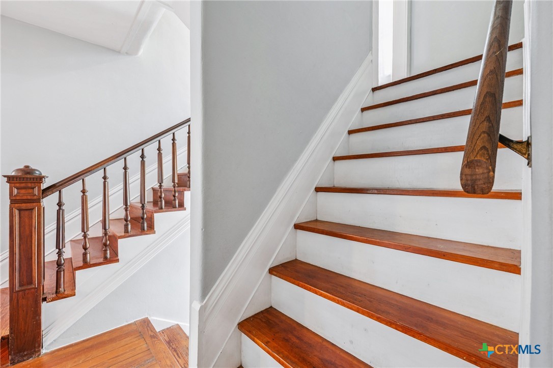 1004 Mitchell Street Gonzales, TX 78629 - Photo 24 of 46