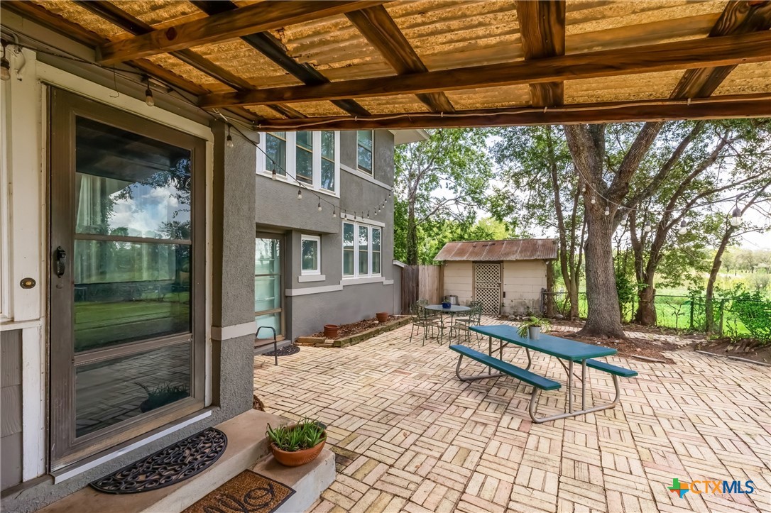 1004 Mitchell Street Gonzales, TX 78629 - Photo 38 of 46