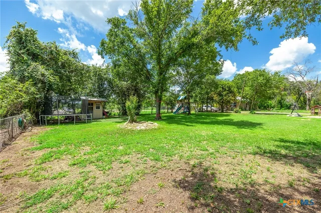 $450,000 | 1004 Mitchell Street, Gonzales, TX 78629