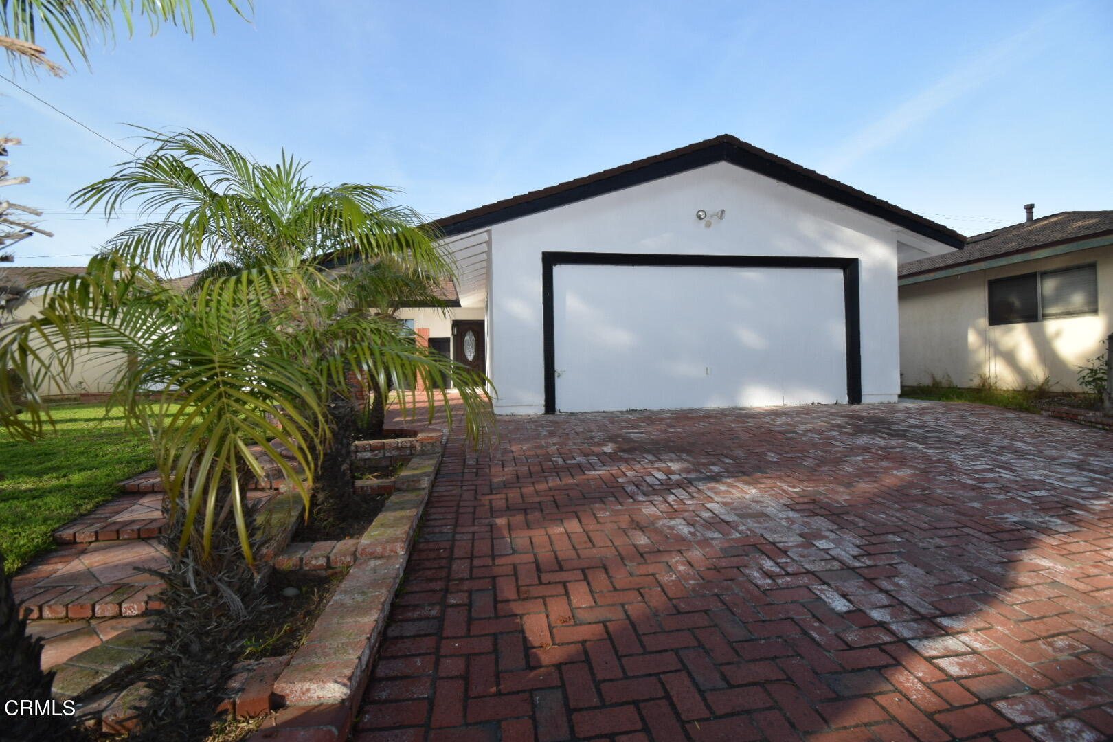 2711 Altus Way Oxnard, CA 93035 - Photo 2 of 12 IMG_8235