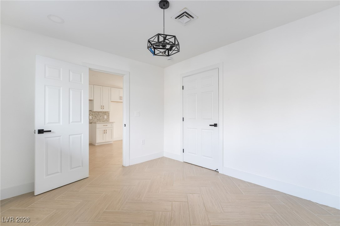 4501 South Woodcrest Road Las Vegas, NV 89121 - Photo 37 of 46