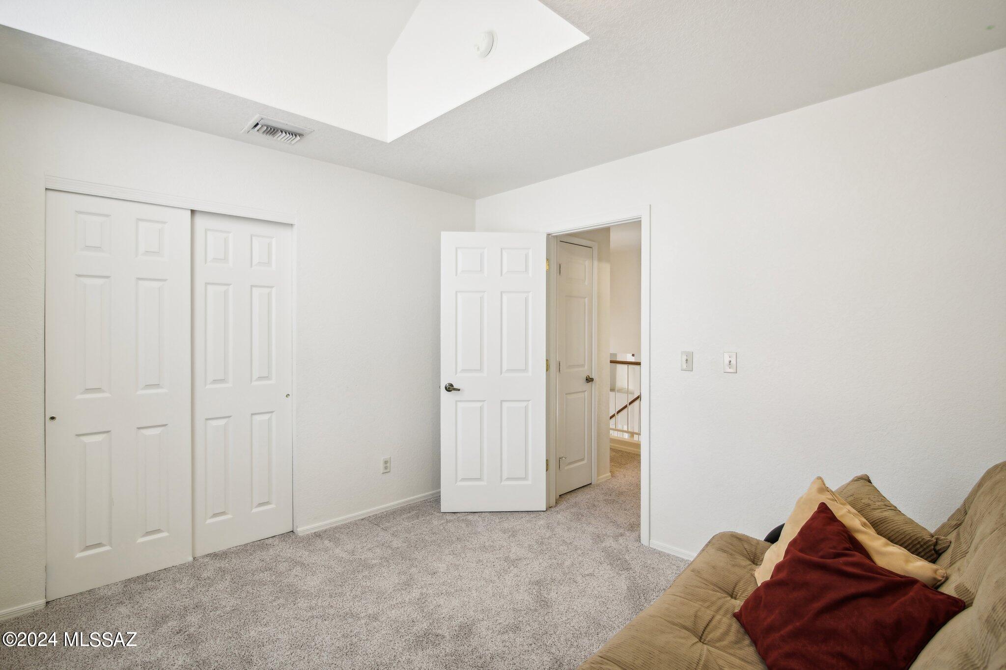 4649 West Lessing Lane Tucson, AZ 85742 - Photo 21 of 49