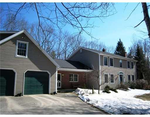 2 Roos Hill Road Freeport, ME 04032 - Photo 25 of 25 Exterior Front.