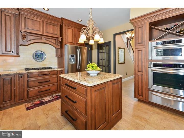 3033 Highley Road Audubon, PA 19403 - Photo 7 of 25 Kitchen