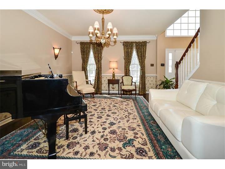3033 Highley Road Audubon, PA 19403 - Photo 10 of 25 Living Room