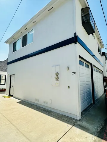 $4,500 | 28 20th Court, Hermosa Beach, CA 90254