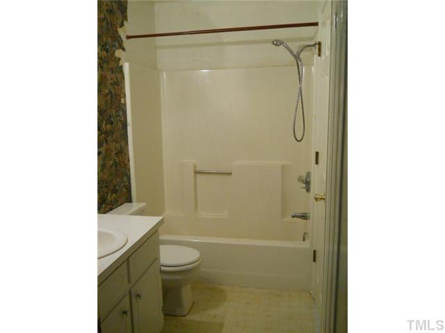 6003 West Lebanon Road Mebane, NC 27302 - Photo 9 of 13 Gallery Image 9