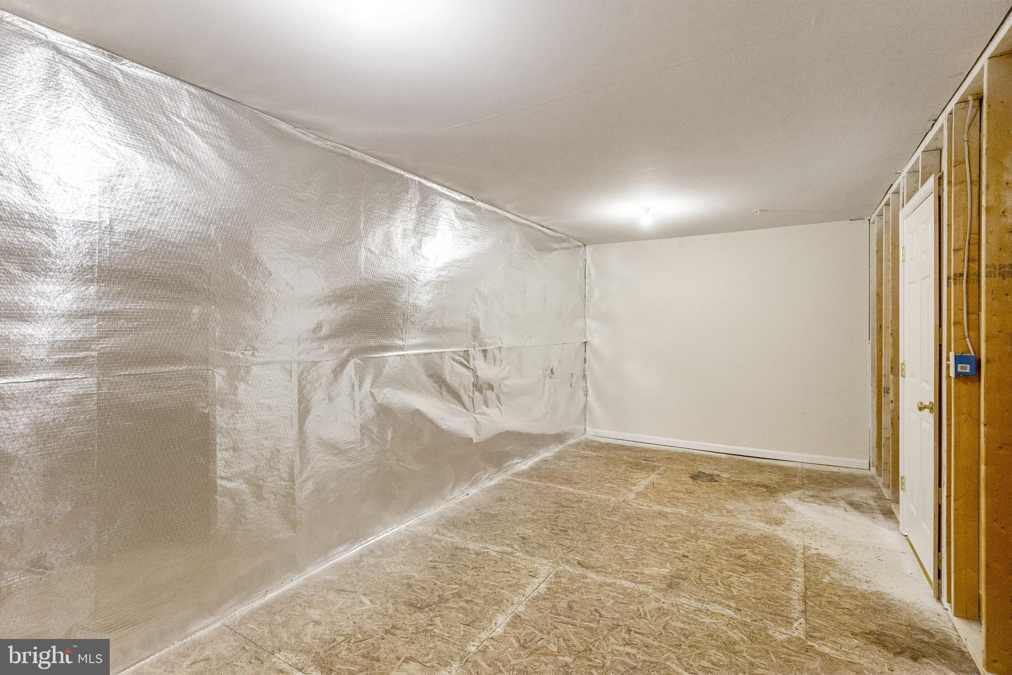674 Ruxton Road, Unit 63 Solomons, MD 20629 - Photo 25 of 32 Large upper level storage room. Great hobby space.