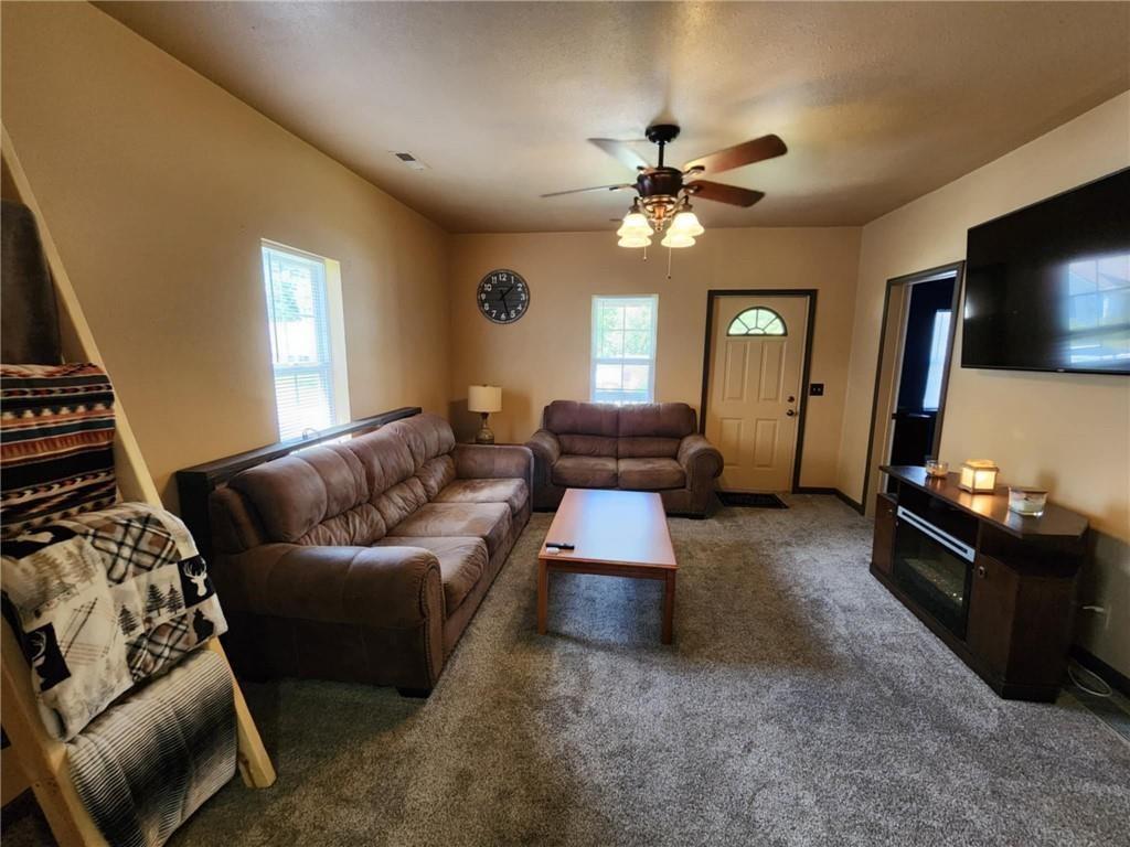 602 Grover Street Warrensburg, MO 64093 - Photo 3 of 19