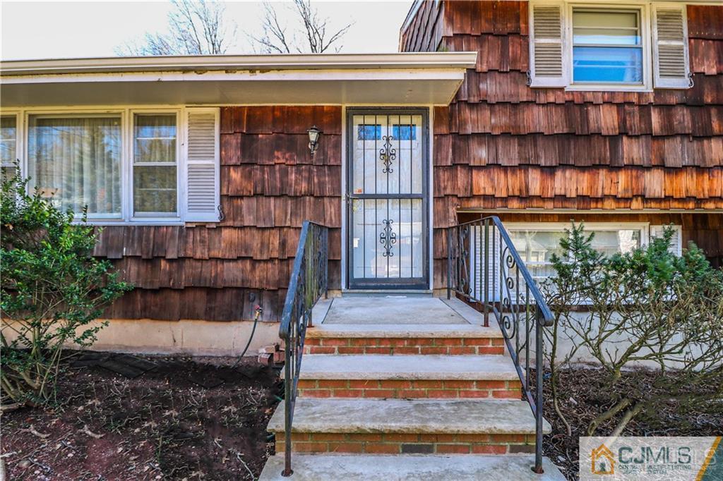 96 George Avenue Edison, NJ 08820 - Photo 3 of 22 Gallery Image 3