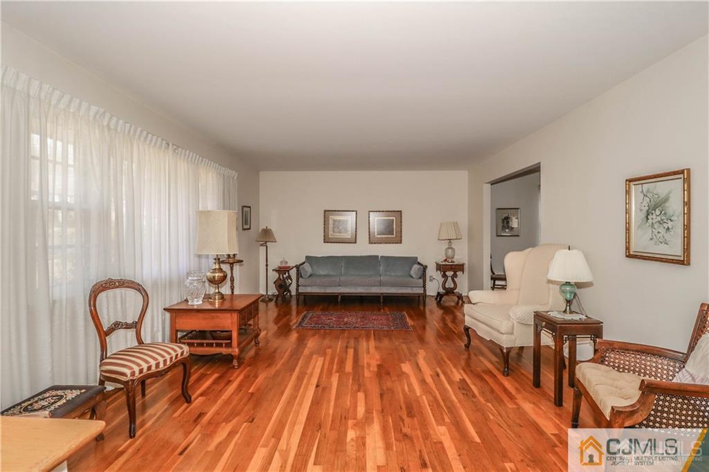 96 George Avenue Edison, NJ 08820 - Photo 6 of 22 Gallery Image 6