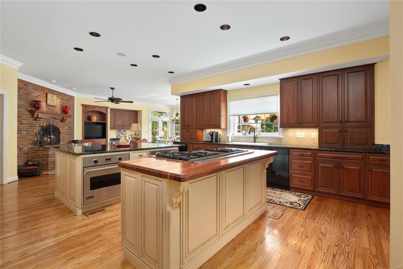 13302 Buckland Hall Road St. Louis, MO 63131 - Photo 19 of 80 Gallery Image 19