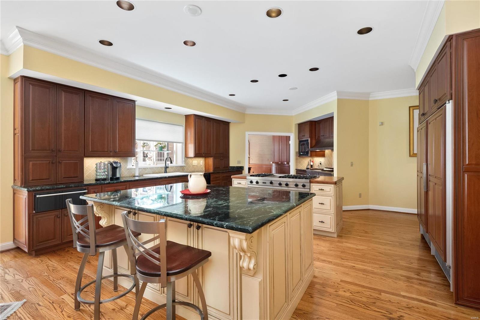 13302 Buckland Hall Road St. Louis, MO 63131 - Photo 20 of 80 Gallery Image 20