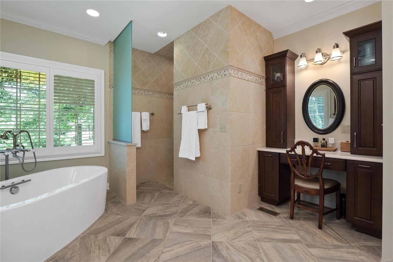 13302 Buckland Hall Road St. Louis, MO 63131 - Photo 30 of 80 Gallery Image 30
