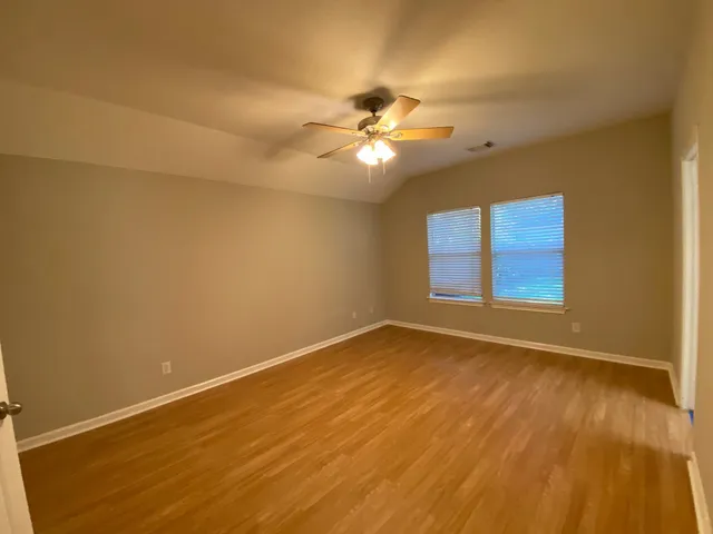 $1,950 | 38 West Sage Creek Place, The Woodlands, TX 77382