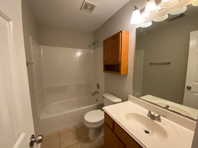 $1,950 | 38 West Sage Creek Place, The Woodlands, TX 77382