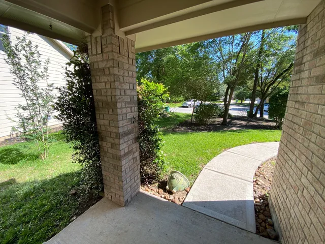 $1,950 | 38 West Sage Creek Place, The Woodlands, TX 77382