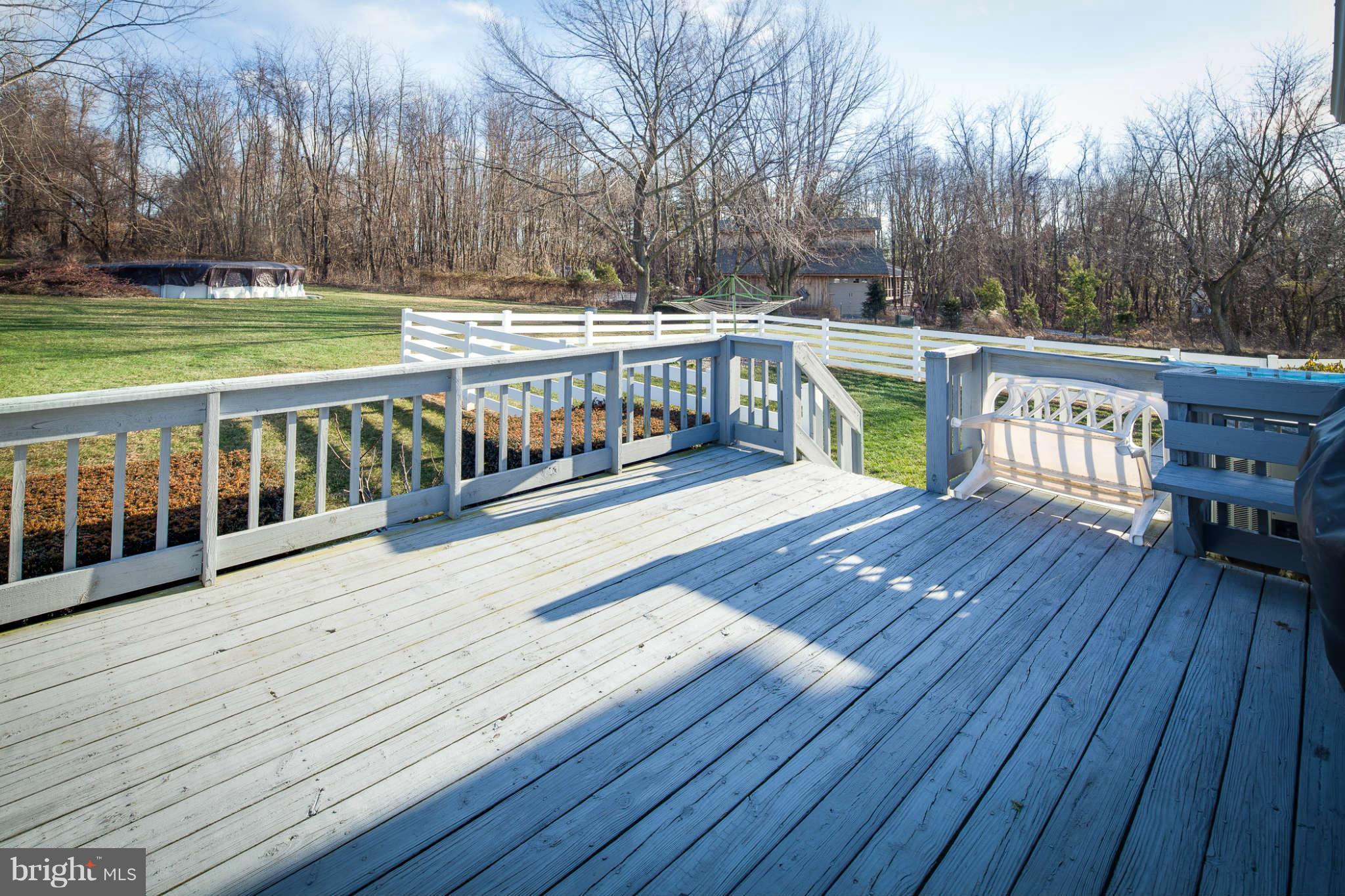815 Lucabaugh Mill Road Westminster, MD 21157 - Photo 27 of 28 Deck with stairs!