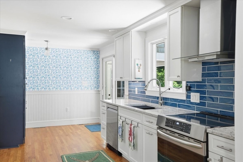 7 Amber Road Hingham, MA 02043 - Photo 15 of 39