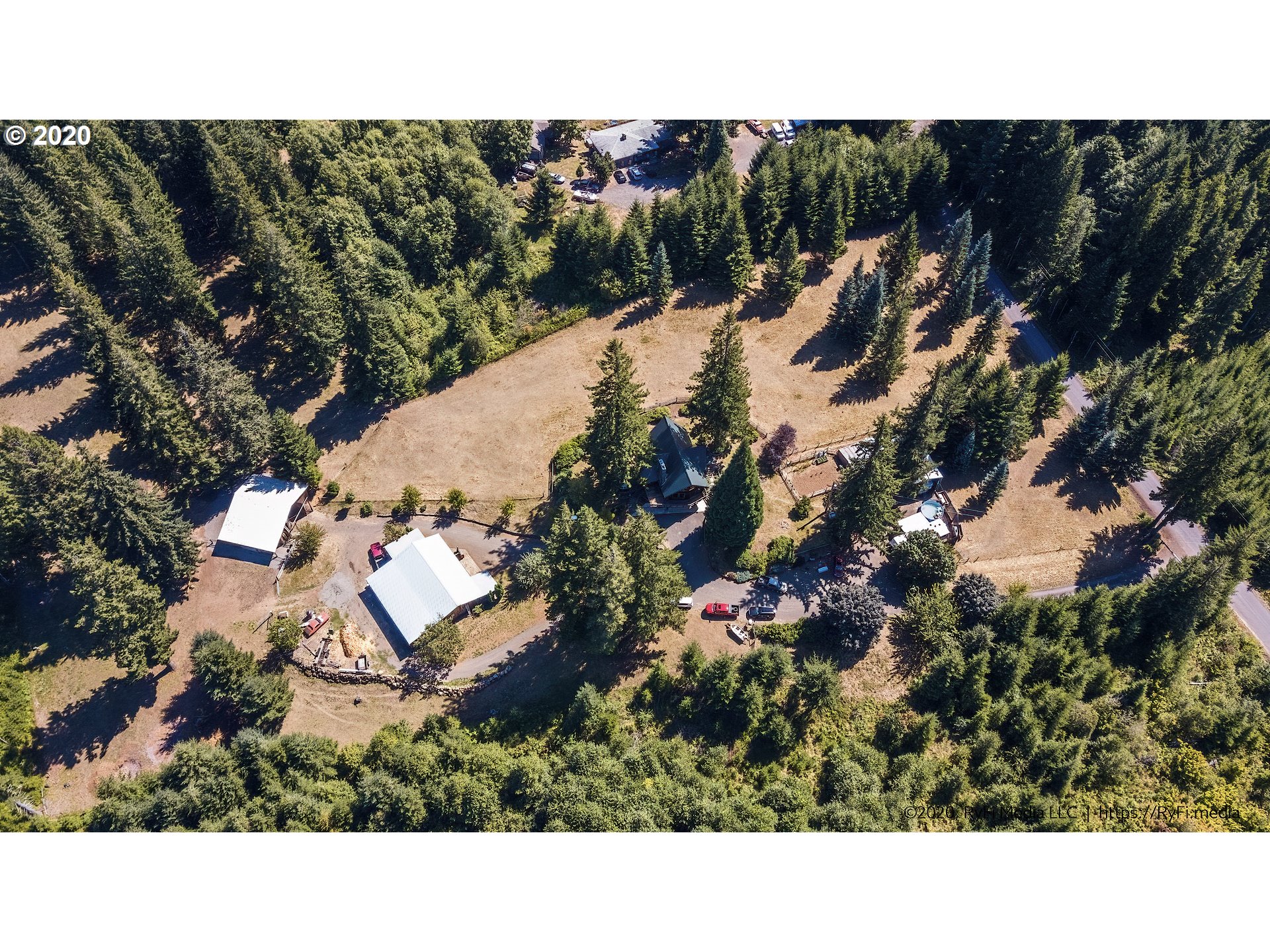47967 Southeast Linhart Butte Road Sandy, OR 97055 - Photo 7 of 29 Gallery Image 7