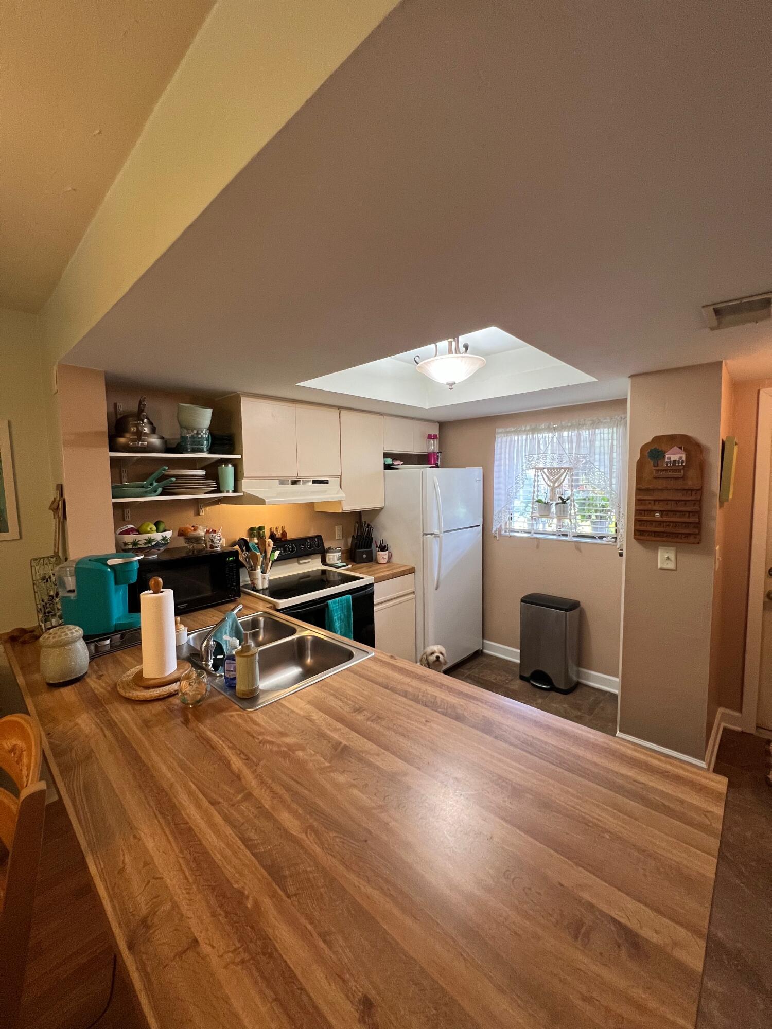 2174 Bees Ferry Road, Unit G Charleston, SC 29414 - Photo 5 of 23 IMG_2350